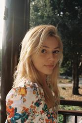Grace Van Dien